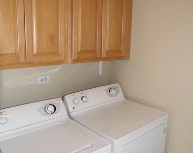 2226 Daybreak Drive - Photo Thumbnail 13