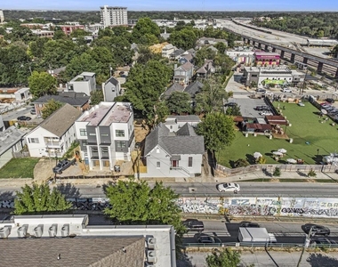 74 Boulevard Se - Photo Thumbnail 9