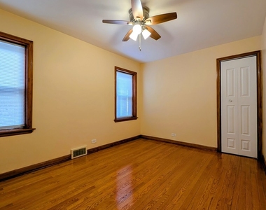 1628 Euclid Ave - Photo Thumbnail 5