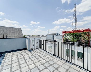 8409 Hempstead Road - Photo Thumbnail 34