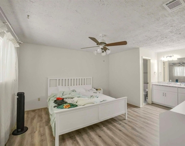 16323 Summer Dawn Lane - Photo Thumbnail 16