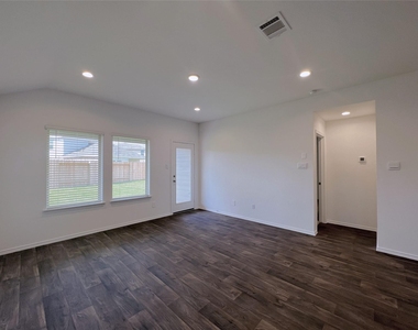 21227 Alder Oaks Drive - Photo Thumbnail 10