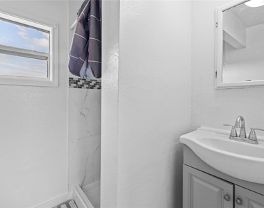 6327 Lynkat Lane - Photo Thumbnail 25
