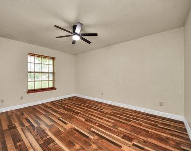8407 Kirchner Road - Photo Thumbnail 20
