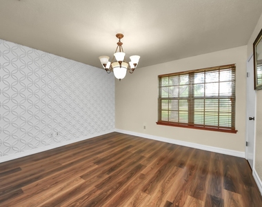 8407 Kirchner Road - Photo Thumbnail 7