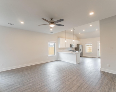 10539 Preserve Way - Photo Thumbnail 6