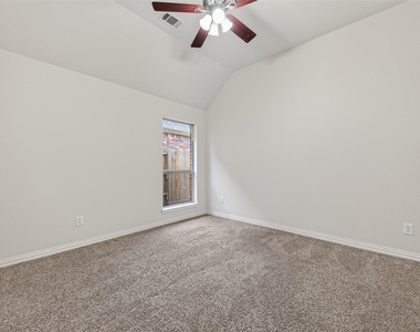 6726 Hathaway Lane - Photo Thumbnail 33