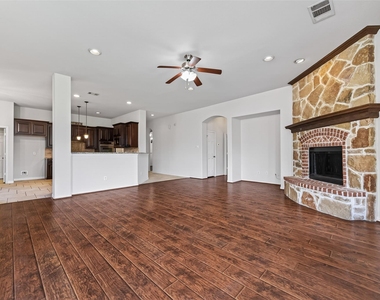 6726 Hathaway Lane - Photo Thumbnail 21