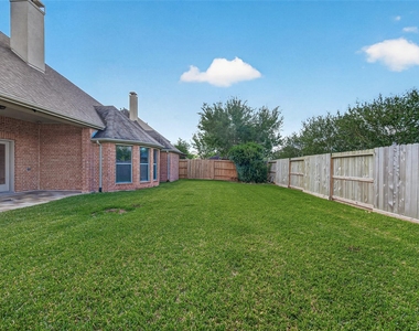 6726 Hathaway Lane - Photo Thumbnail 43