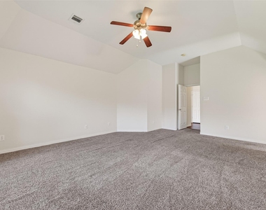 6726 Hathaway Lane - Photo Thumbnail 37