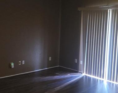 10049 Westpark Drive - Photo Thumbnail 14
