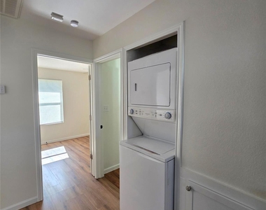 5422 Pine Avenue - Photo Thumbnail 21