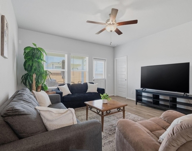 8320 Bristlecone Pine Way - Photo Thumbnail 5