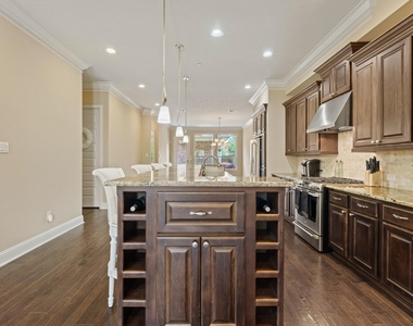 534 Imperial Boulevard - Photo Thumbnail 18