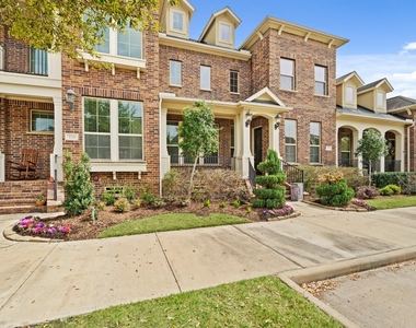 534 Imperial Boulevard - Photo Thumbnail 3