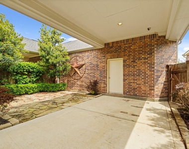 534 Imperial Boulevard - Photo Thumbnail 36