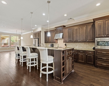 534 Imperial Boulevard - Photo Thumbnail 13