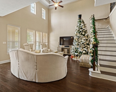 534 Imperial Boulevard - Photo Thumbnail 10