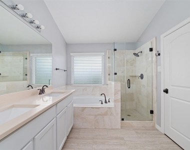 20822 Whitevine Way - Photo Thumbnail 13