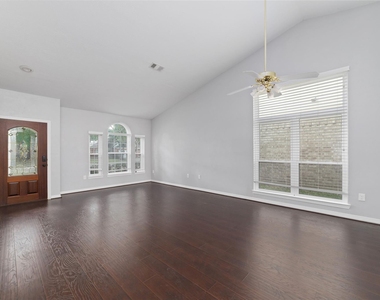 20822 Whitevine Way - Photo Thumbnail 6