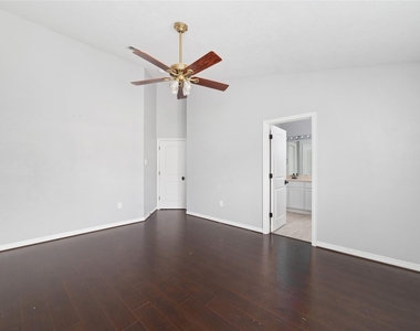 20822 Whitevine Way - Photo Thumbnail 12