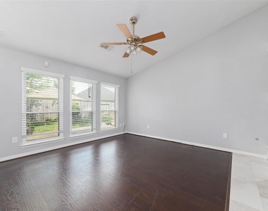 20822 Whitevine Way - Photo Thumbnail 15