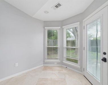 20822 Whitevine Way - Photo Thumbnail 23