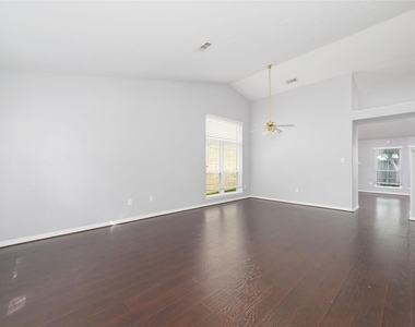 20822 Whitevine Way - Photo Thumbnail 5