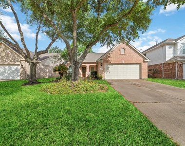 20822 Whitevine Way - Photo Thumbnail 1