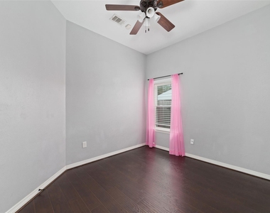 20822 Whitevine Way - Photo Thumbnail 10