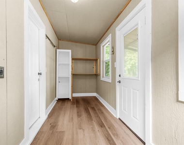 19355 Forest Lane Circle - Photo Thumbnail 25