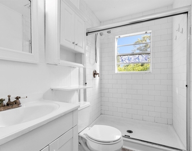19355 Forest Lane Circle - Photo Thumbnail 17