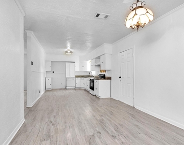 19355 Forest Lane Circle - Photo Thumbnail 14