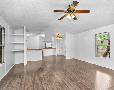 19339 Forest Lane Circle - Photo Thumbnail 8