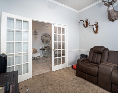 1631 Crescent Shores Lane - Photo Thumbnail 10