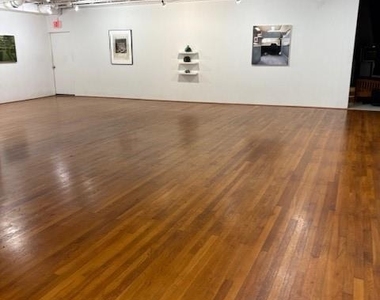 5102 Center Street - Photo Thumbnail 7
