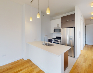 808 Columbus Ave - Photo Thumbnail 1