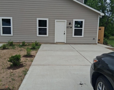 6835 Landor Street - Photo Thumbnail 2