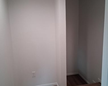 6835 Landor Street - Photo Thumbnail 29