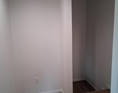 6835 Landor Street - Photo Thumbnail 25