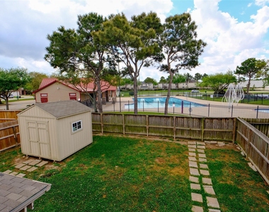 15514 Satsuma Point Court - Photo Thumbnail 18