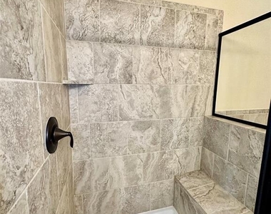 14818 Raleighs Meadow Court - Photo Thumbnail 11