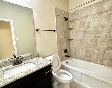 14818 Raleighs Meadow Court - Photo Thumbnail 7