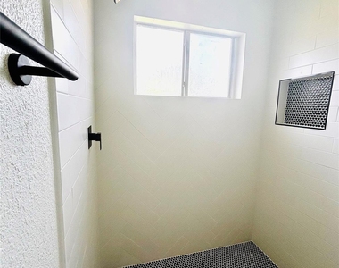 16246 Los Altos Drive - Photo Thumbnail 25