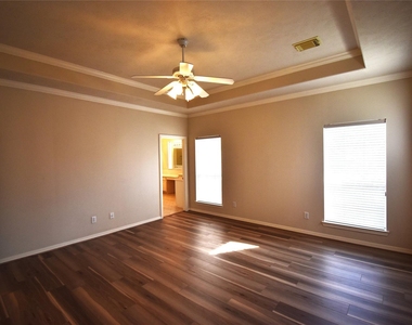 2835 Briarhurst Park - Photo Thumbnail 14