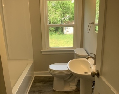 4202 Thomas Drive - Photo Thumbnail 15