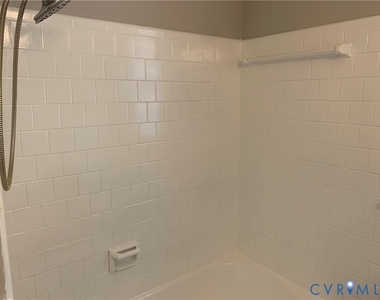 4202 Thomas Drive - Photo Thumbnail 27