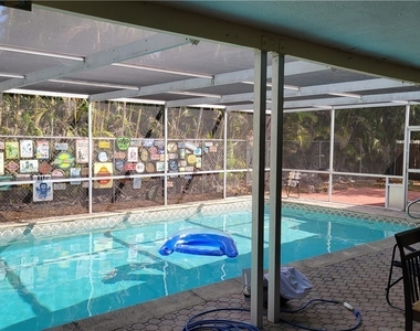 1403 Davis Drive - Photo Thumbnail 3