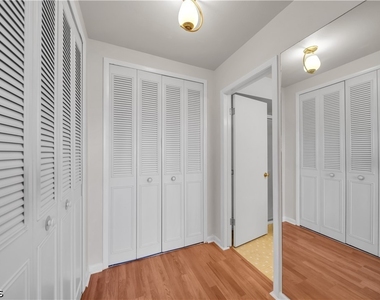 8741 Lueck Lane - Photo Thumbnail 15