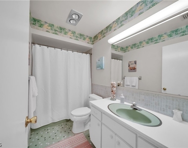 8741 Lueck Lane - Photo Thumbnail 19